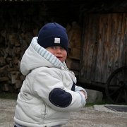 IMGP7075   Antoś trenował łopatkę także w ogródku Bąkowo Zohyliny Wyżniej. Jest to knajpa trochę niżej od dużej krokwi. Droga, ale zjeść dają smacznie.