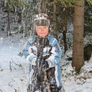 IMG 1181  A najfajniej było strzepywać śnieg z drzew.