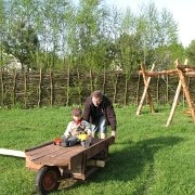 IMG 1359  Można też zaprząc do kieratu tatę-saratę.