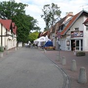 IMG 2384   Przyjechaliśmy po zakończeniu sezonu, ale jeszcze na deptaku ludzie się plątali.