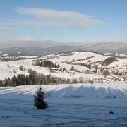 IMG 3164   A tata-sarata podziwiała w tym czasie panoramę Rabki z Maciejowej.
