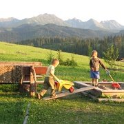 IMG 4070   Szymon bardzo ładnie bawił się z Antosiem. Obydwaj mieli budowlany fach w ręku.