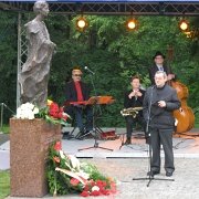 IMG 7241  Ostatni zabrał głos przyjaciel Polski - profesor Norman Davis.