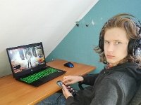 IMG 20210402 140306 --> Odpoczynek z komputerem
