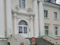IMG 20240615 143422 --> Pałac w Kobierowie od frontu.